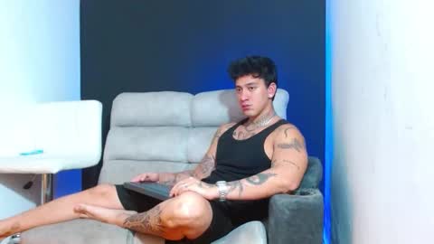 Snapshot of justinfuller_31 chatting on 02/22/26, 09:13 justinfuller_31 online show from 02/22/26, 09:13