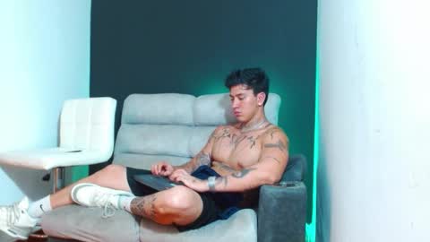 Snapshot of justinfuller_31 chatting on 03/12/26, 06:52 justinfuller_31 online show from 03/12/26, 06:52