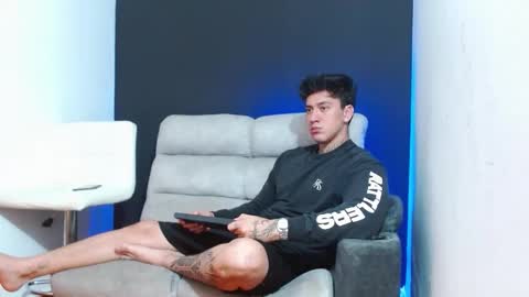 Snapshot of justinfuller_31 chatting on 03/15/26, 10:16 justinfuller_31 online show from 03/15/26, 10:16