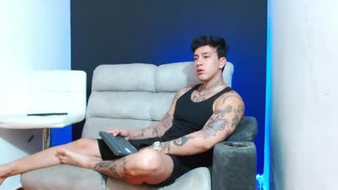 Snapshot of justinfuller_31 chatting on 04/16/26, 10:45 justinfuller_31 online show from 04/16/26, 10:45