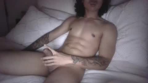 Snapshot of justinluvvv chatting on 03/25/26, 06:41 justinluvvv online show from 03/25/26, 06:41