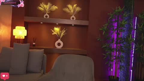 Snapshot of justinnejade chatting on 03/05/25, 06:44 Justy online show from 03/05/25, 06:44