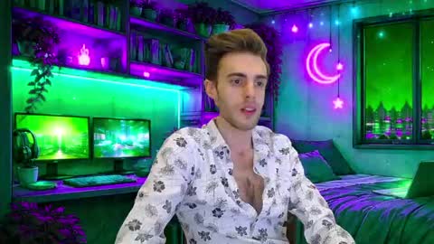 Snapshot of justinnordick chatting on 05/27/26, 05:59 Hologram Guy online show from 05/27/26, 05:59