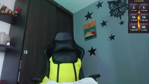 Justinsc online show from 11/25/25, 08:09