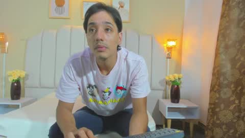 Snapshot of justinschneider chatting on 04/04/26, 07:33 justinschneider online show from 04/04/26, 07:33