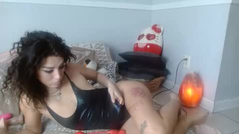 JustJezzebel online show from 10/01/25, 06:36