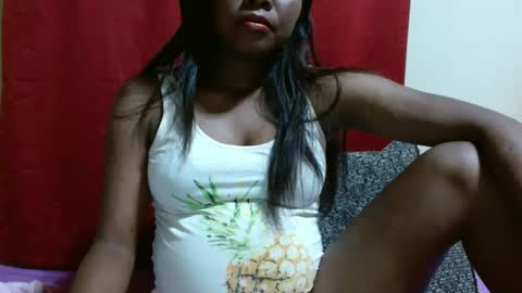 Justlhot online show from 01/06/25, 10:58