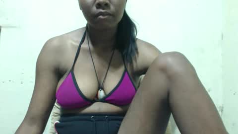 Snapshot of justlhot chatting on 11/08/25, 01:17 Justlhot online show from 11/08/25, 01:17