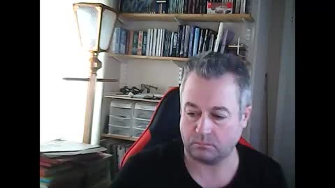 Snapshot of justmav chatting on 12/22/25, 09:17 justmav online show from 12/22/25, 09:17