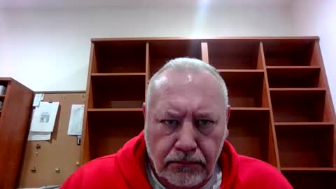 justme196756 online show from 12/15/25, 08:29