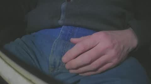 Snapshot of justme39057 chatting on 02/08/25, 10:19 Justme39057 online show from 02/08/25, 10:19