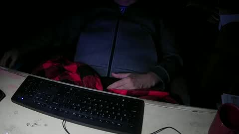 Snapshot of justme39057 chatting on 09/20/25, 03:02 Justme39057 online show from 09/20/25, 03:02