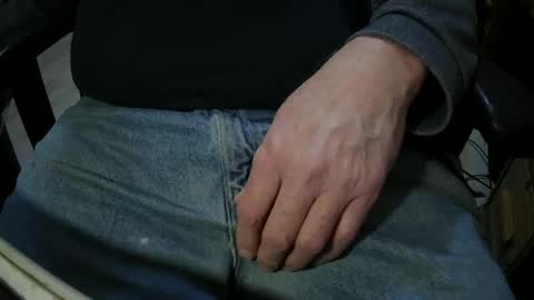 Snapshot of justme39057 chatting on 10/22/25, 06:51 Justme39057 online show from 10/22/25, 06:51