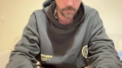 justmeandyou00 online show from 12/18/24, 06:46