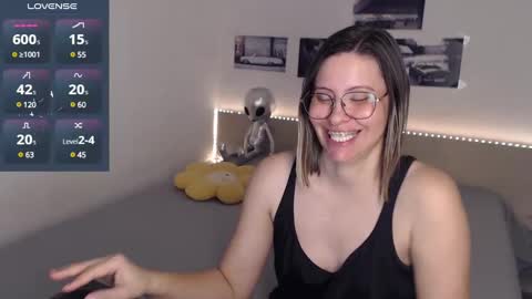 Julie online show from 01/15/25, 05:40