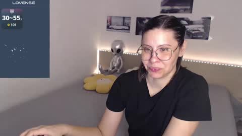 Julie online show from 01/16/25, 05:21