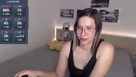 Julie online show from 01/24/25, 05:10