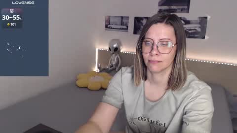 Julie online show from 01/26/25, 05:45