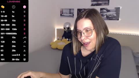 Julie online show from 02/24/25, 08:17