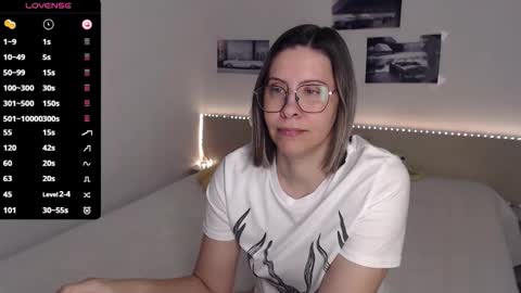 Snapshot of justmexy7 chatting on 01/09/26, 04:48 Julie online show from 01/09/26, 04:48