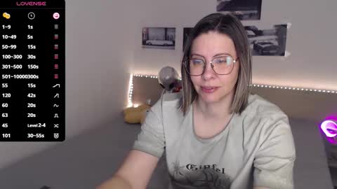 Snapshot of justmexy7 chatting on 02/05/26, 05:12 Julie online show from 02/05/26, 05:12