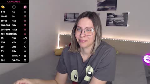 Snapshot of justmexy7 chatting on 02/10/26, 05:06 Julie online show from 02/10/26, 05:06