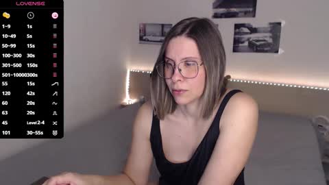 Snapshot of justmexy7 chatting on 03/07/26, 04:15 Julie online show from 03/07/26, 04:15