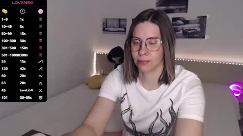 Snapshot of justmexy7 chatting on 03/27/26, 04:51 Julie online show from 03/27/26, 04:51