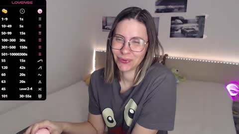 Snapshot of justmexy7 chatting on 04/05/26, 03:58 Julie online show from 04/05/26, 03:58