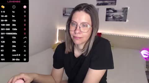 Snapshot of justmexy7 chatting on 04/23/26, 04:14 Julie online show from 04/23/26, 04:14