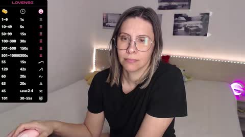 Snapshot of justmexy7 chatting on 04/23/26, 03:36 Julie online show from 04/23/26, 03:36