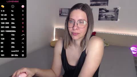 Snapshot of justmexy7 chatting on 05/14/26, 04:08 Julie online show from 05/14/26, 04:08