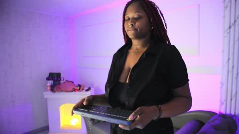 Nala online show from 01/07/25, 10:22