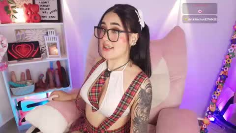 Emy online show from 02/15/26, 01:24