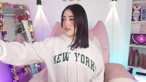 Emy online show from 04/07/26, 11:48