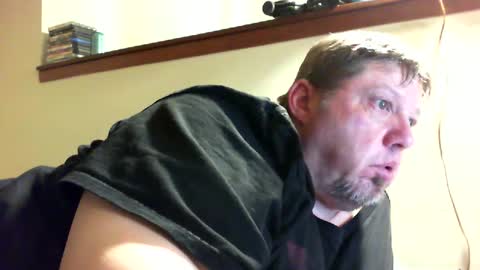 Snapshot of justsetfree chatting on 01/17/25, 12:10 justsetfree online show from 01/17/25, 12:10