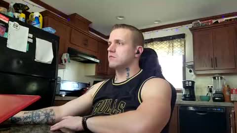 Snapshot of justus0624 chatting on 06/19/26, 10:46 justus0624 online show from 06/19/26, 10:46