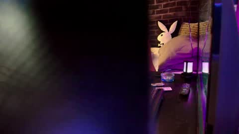 Eetantungfuk Mias online show from 12/12/24, 10:02