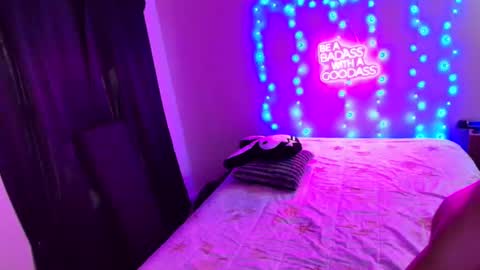 Eetantungfuk Mias online show from 01/23/25, 09:29