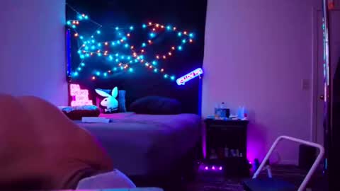 Eetantungfuk Mias online show from 02/06/25, 11:43