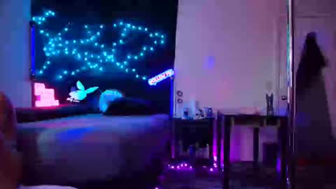 Eetantungfuk Mias online show from 02/08/25, 04:25