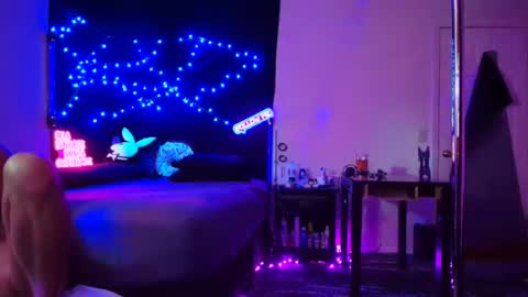 Eetantungfuk Mias online show from 02/08/25, 10:29