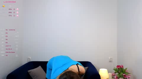 Juja and Kira online show from 02/01/25, 06:08