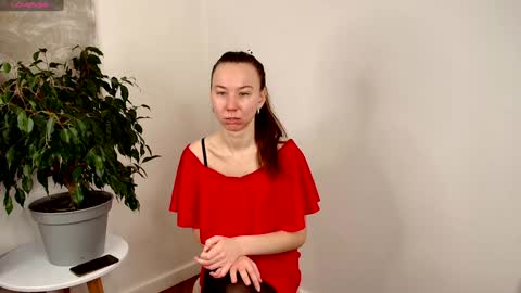 Juja and Kira online show from 02/06/25, 09:06