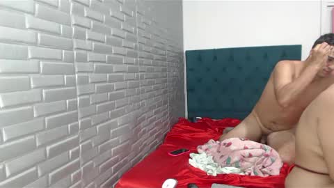 Snapshot of juviaandgray chatting on 12/31/24, 03:23 juviaandgray online show from 12/31/24, 03:23