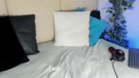 ees 3 online show from 02/18/25, 10:47