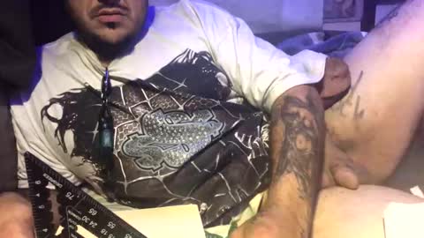 jvilla521 online show from 10/21/25, 10:16