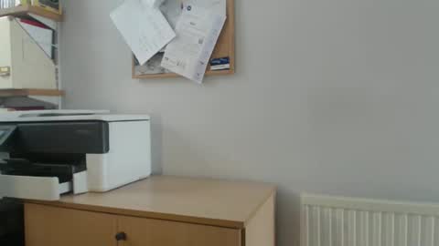 Snapshot of jwbcock58 chatting on 09/16/25, 10:38 JWBcock58 online show from 09/16/25, 10:38