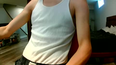 Snapshot of jwstanz chatting on 07/07/26, 02:10 jwstanz online show from 07/07/26, 02:10
