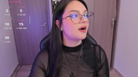 Snapshot of jxssicax chatting on 12/17/25, 01:11 jxssicax online show from 12/17/25, 01:11